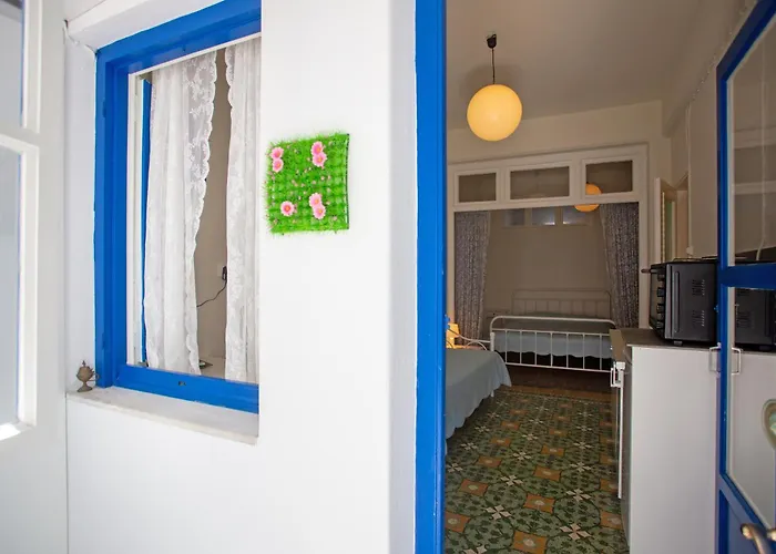 Traditional Studio *